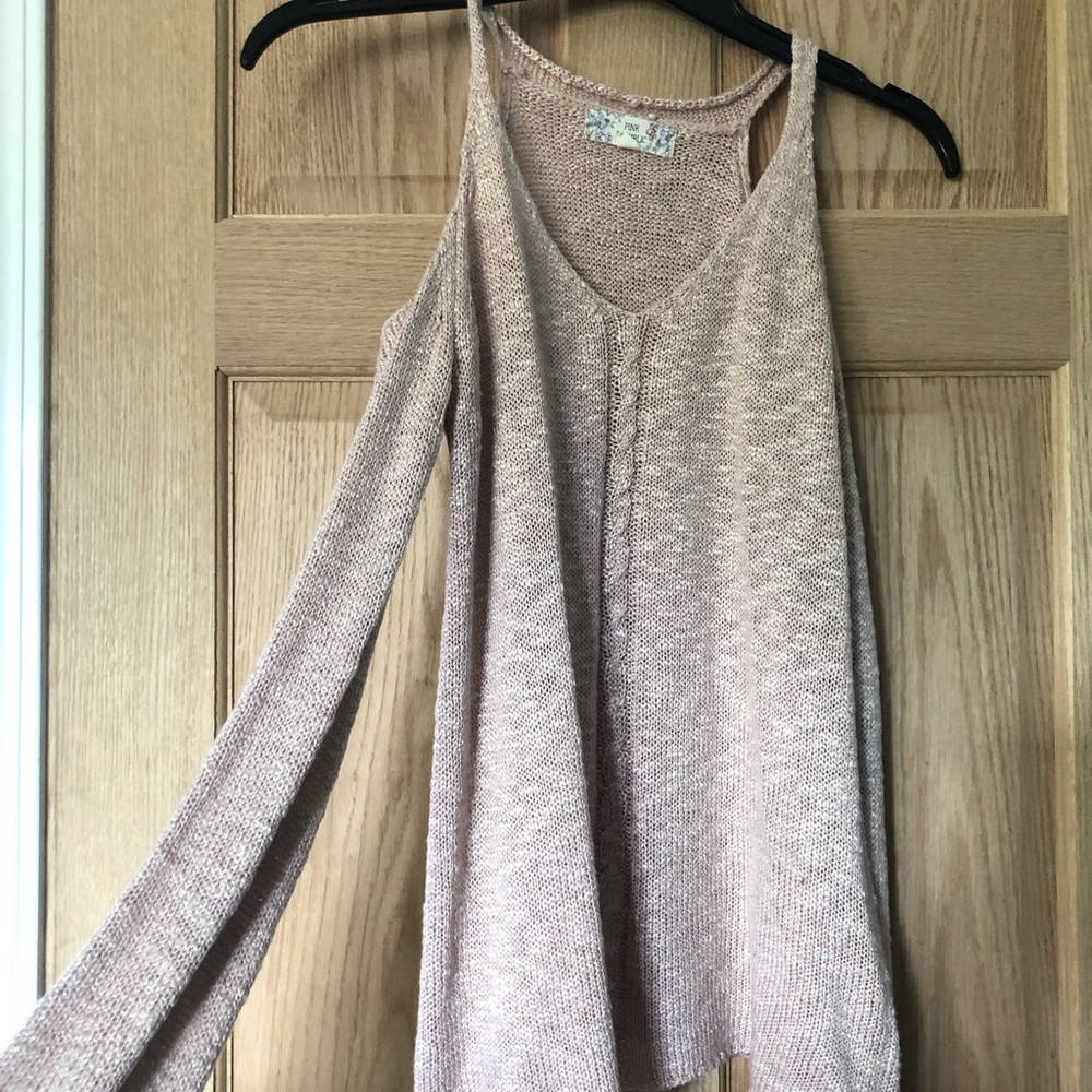 No shoulder sweater